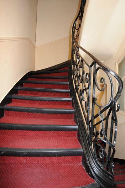 Sully Hotel Париж Екстериор снимка