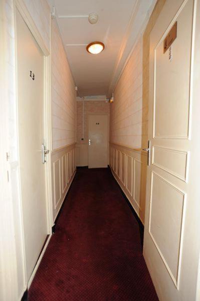 Sully Hotel Париж Екстериор снимка