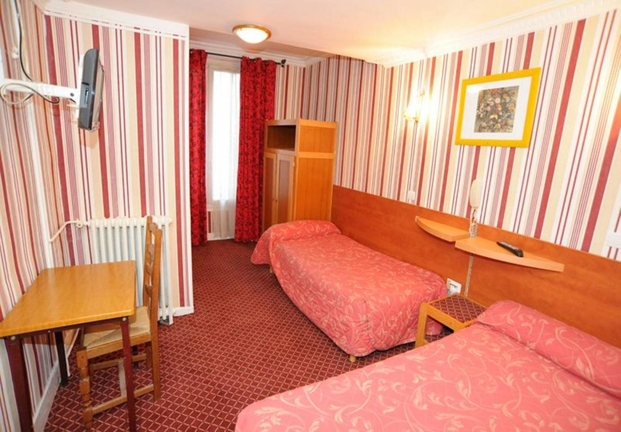 Sully Hotel Париж Екстериор снимка