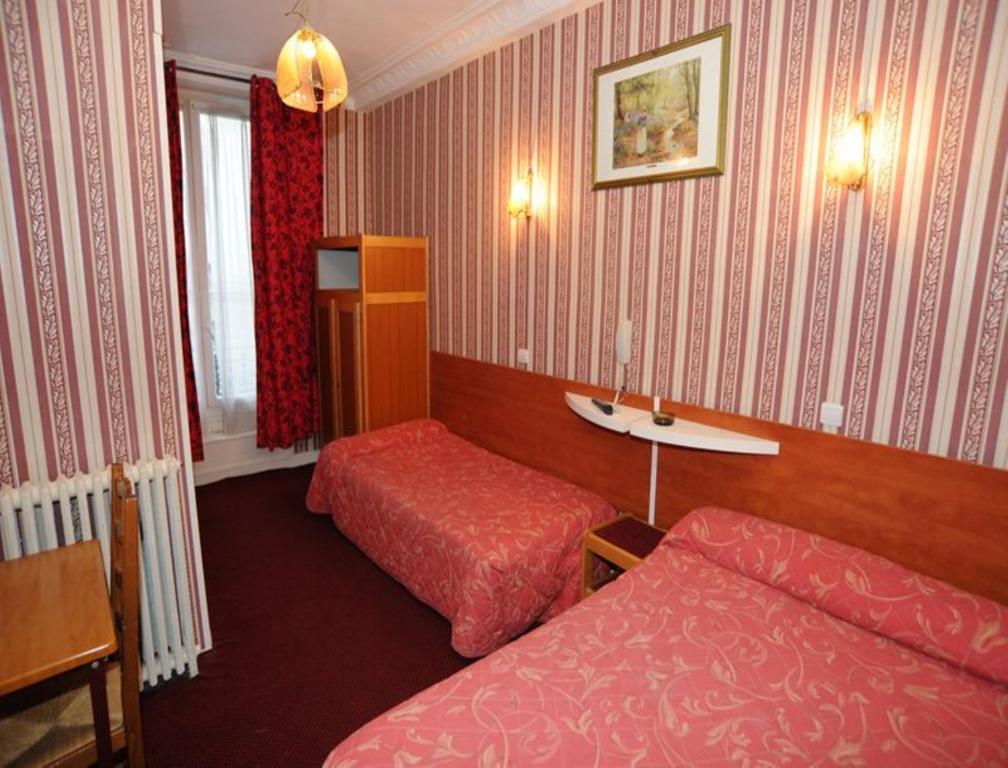 Sully Hotel Париж Стая снимка