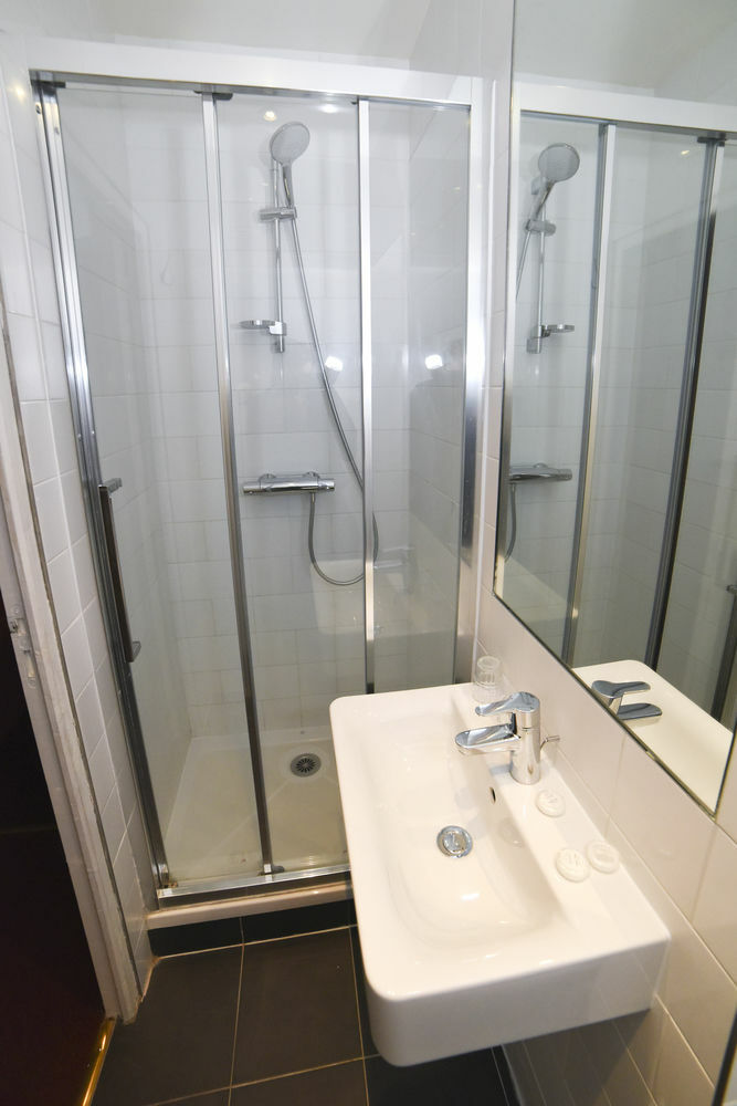 Sully Hotel Париж Екстериор снимка